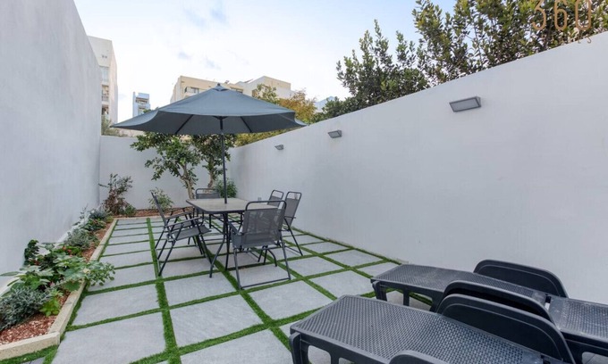 Bugibba Apartment | Cosy & Modern 2BR Apt in Charming St Pauls Bay