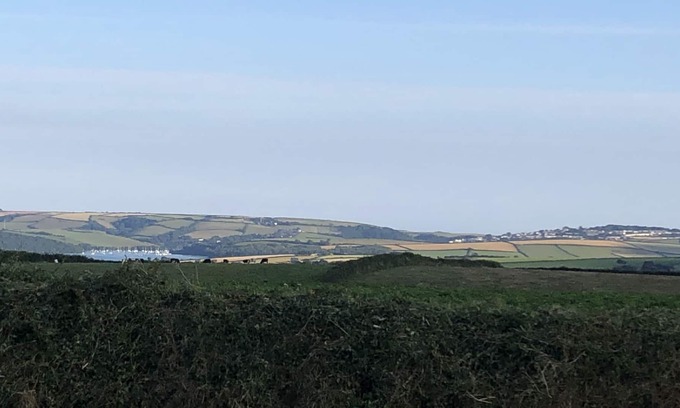 Kingsbridge Cabin | Cosy Shepherd's Hut with Private facilities, near Kingsbridge and Salcombe