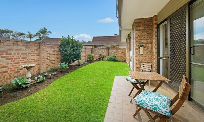 Port Macquarie Villa | Cosy Two Bedroom Villa In Quiet Complex