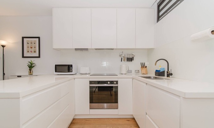 Ultimo Apartment | Cosy Urban Escape near Sydneys Top Attractions