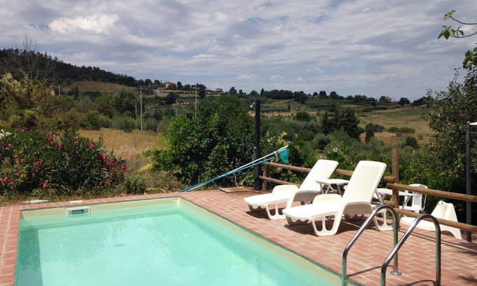 Chianni Cottage | Cottage in the countryside with private pool, parking and air conditioning