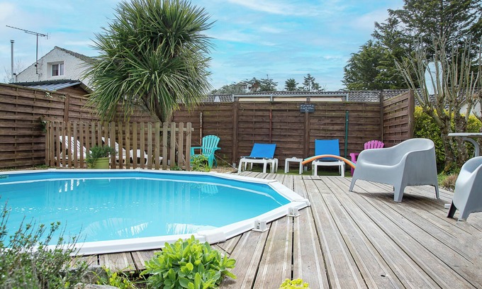 Saint-Jean-de-Monts House | Cottage 'New - Gite Angelina Piscine Et Spa' with Shared Pool, Private Terrace and Wi-Fi