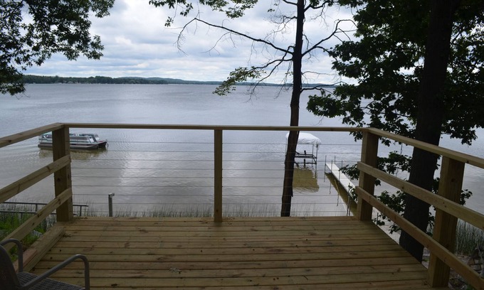 Bear Lake Cottage | Cottage on Bear Lake Sleeps 6
