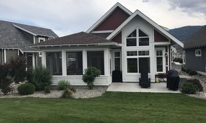 Okanagan-Similkameen House | Cottage on Osoyoos Lake