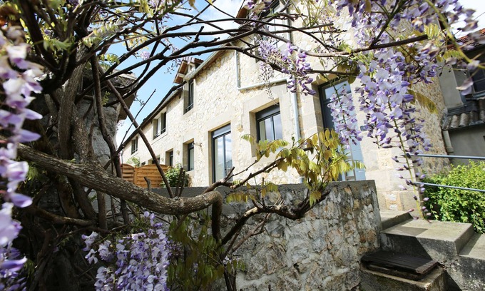 Perrou House | Cottage on private grounds