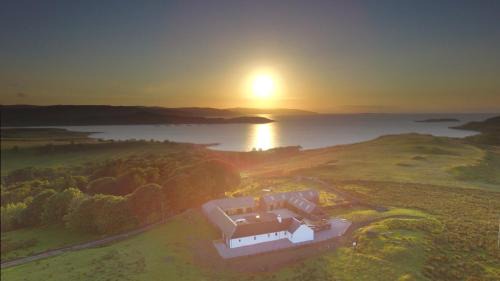 Suladale House | Cottages Lyndale Farm