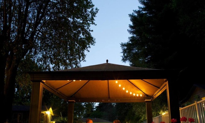 Guerneville Hotel | Cottages on River Road