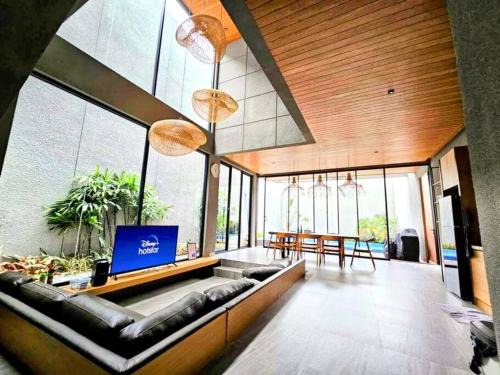 Bandung Villa | Cottonwood Villa Magnolia A - Pool HotTub Billyard