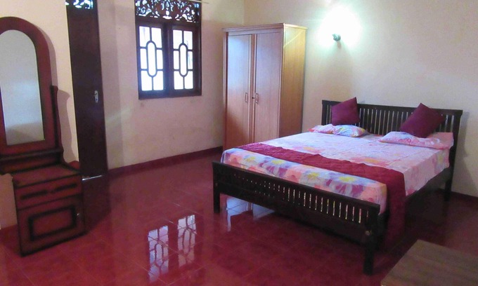 Walapane House | Country Home Rooms – Budget Stay Surrounded by Greenery