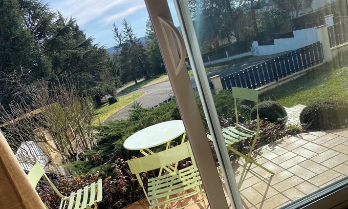 Villiers-le-Morhier House | Country house on the edge of a wood