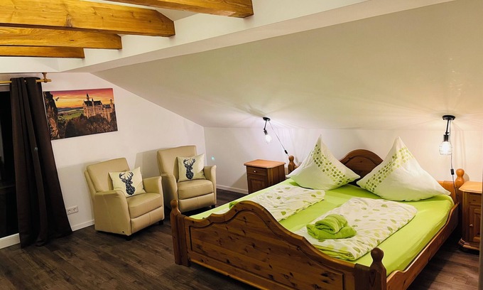 Steinach Apartment | Country house "Divija Haus" vacation apartment