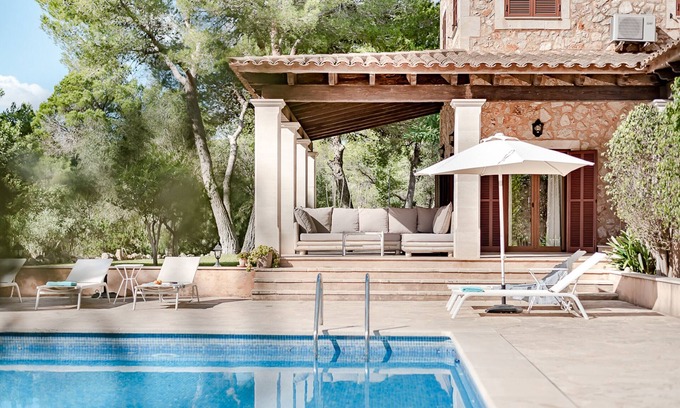 Felanitx Villa | Country House 'Es Puig De Portocolom' with Sea View, Wi-Fi and Air Conditioning