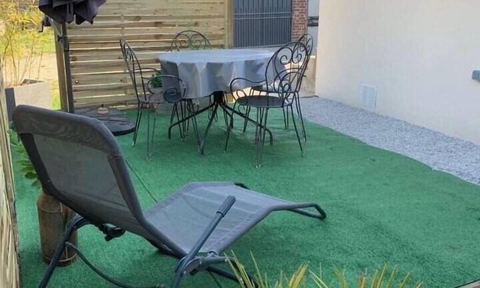 Chevincourt House | Country house.