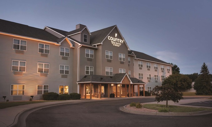 Brooklyn Center Hotel | Country Inn & Suites by Radisson, Brooklyn Center, MN