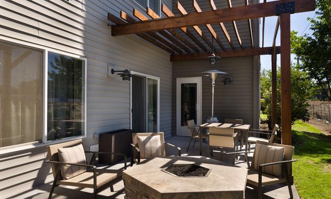 Portland Hotel | Country Inn & Suites by Radisson Portland International Airport OR