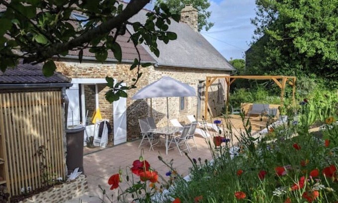 Fierville-les-Mines House | Country/sea family home