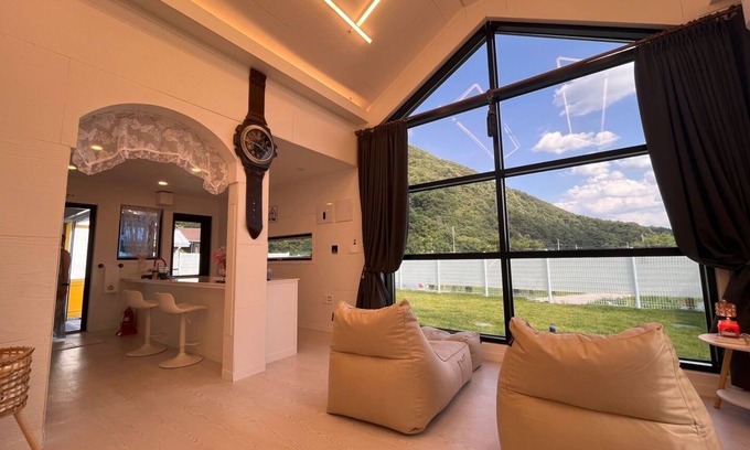 Chuncheon Cabin | Couple Camping Stay a newly built private lodge