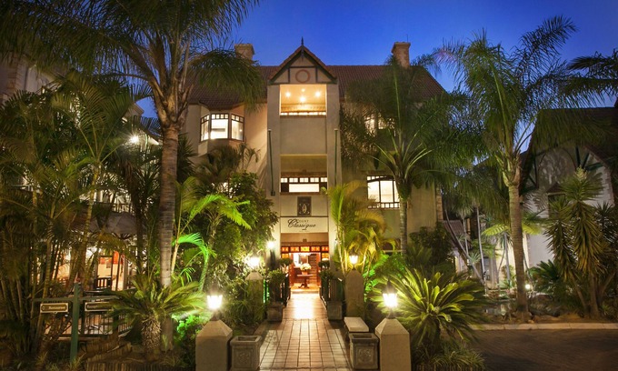 Arcadia Hotel | Court Classique Suite Hotel