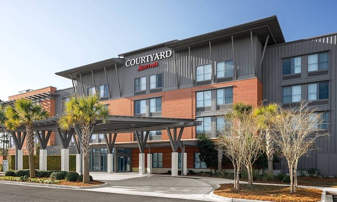 Summerville Hotel | Courtyard by Marriott Charleston Summerville