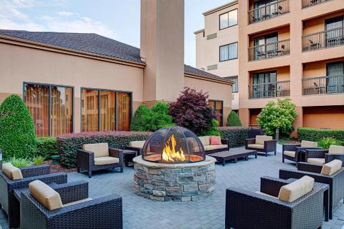Croasdaile Farm Master Hotel | Courtyard Durham Near Duke University/Downtown