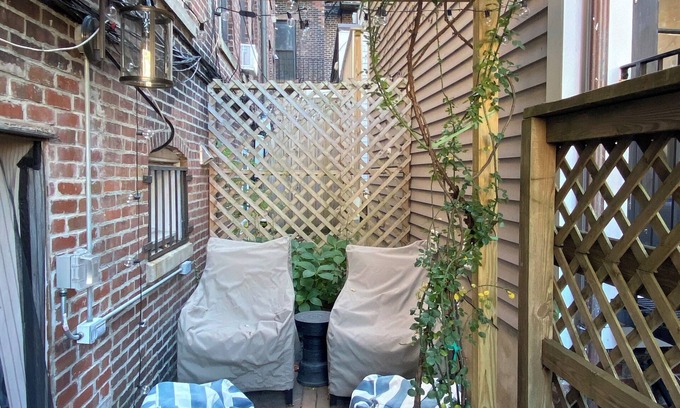 Beacon Hill Condo | Cozy 1-bedroom Condo in Charming Boston Neighborhood - next to hospital!