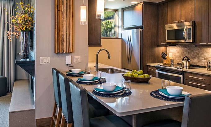 Breckenridge Resort | Cozy 1-bedroom resort with WiFi, AC in Breckenridge. Access to downtown & trails