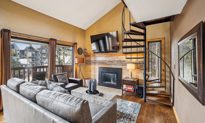 Four O'Clock Condo | Cozy 1BR condo in Breckenridge with mountain views and easy ski access at 4 O'Clock Lodge A16!