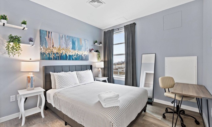 Everett Apartment | Cozy 1BR Near Encore Boston 7713