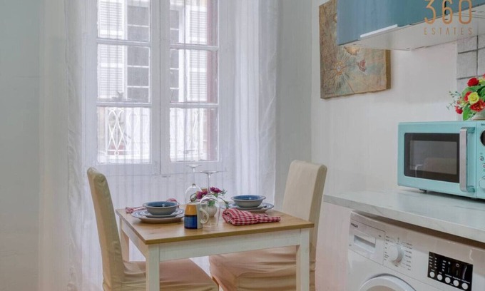 Floriana Apartment | Cozy 1BR Studio with Classic Charm in Floriana