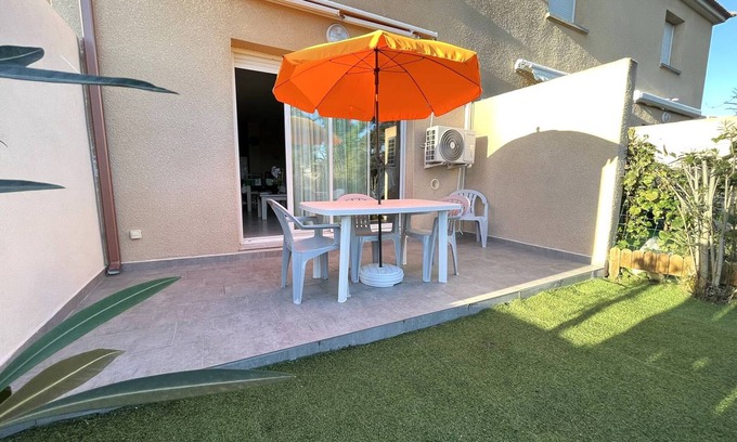 Santa-Maria-Poggio House | Cozy 2-Bedroom Villa with Pool View, Near Beach in Santa-Maria-Poggio