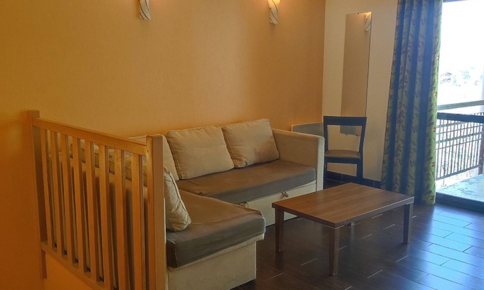 Jausiers Apartment | Cozy 2-Bedroom Apartment with Terrace, Indoor Pool Access, and Parking in Jausiers