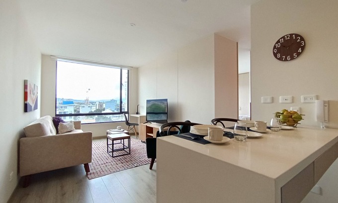 La Castellana Apartment | Cozy 2-bedroom apartment in charming Bogotá with WiFi, fitness room
