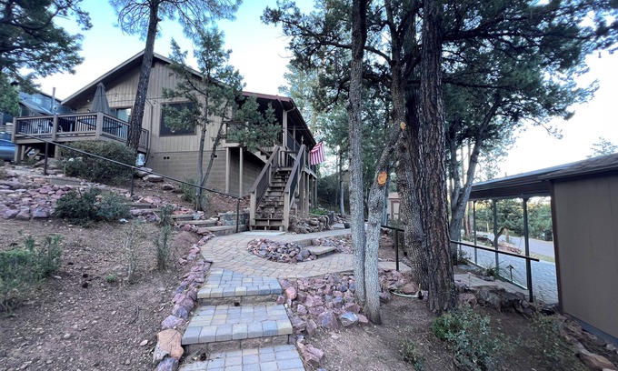 Pine Cabin | Cozy 2-bedroom cabin in Pine with mountain views and WIFI