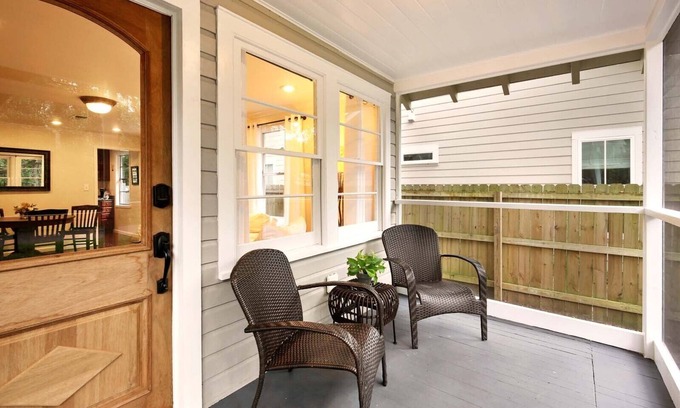 Bay St Louis Cottage | Cozy 2-bedroom cottage near Bay Saint Louis Harbor