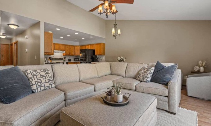 Waukesha House | Cozy 2-bedroom townhome in Pleasant Waukesha with attached 2-car garage