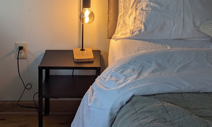 The Village Apartment | Cozy 2BD/1BA in the Heart of downtown JC - Pet Friendly!