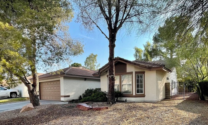 Green Valley North House | “Cozy 2br - 2BA Home – One Story – Quiet Henderson Neighborhood”