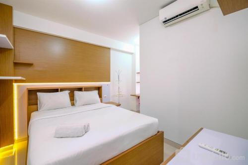 Pinang Apartment | Cozy 2BR Transpark Cibubur Apartment near Mall By Travelio