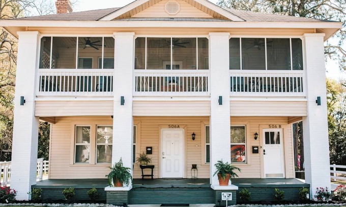 Vidalia Apartment | Cozy 2BR Vidalia Retreat by MHM Luxury Properties