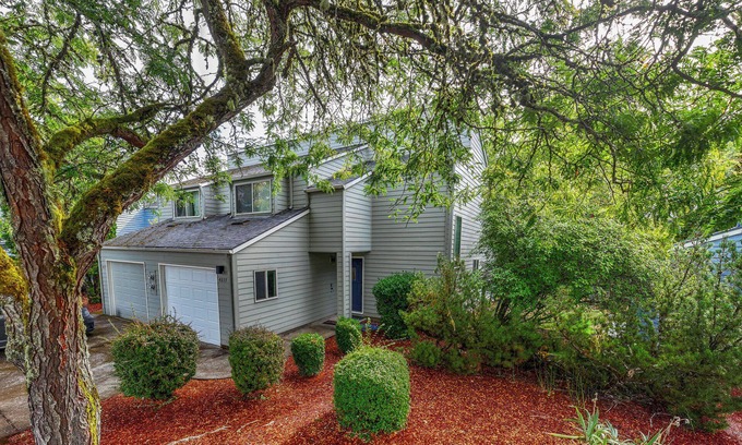 Corvallis House | Cozy 3-Bedroom Townhome with AC - 3 Miles from OSU in Corvallis