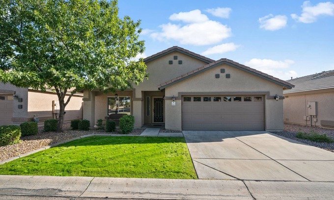 Alta Mesa House | Cozy 3BR, 2BA house in a quiet, gated Alta Mesa Community.