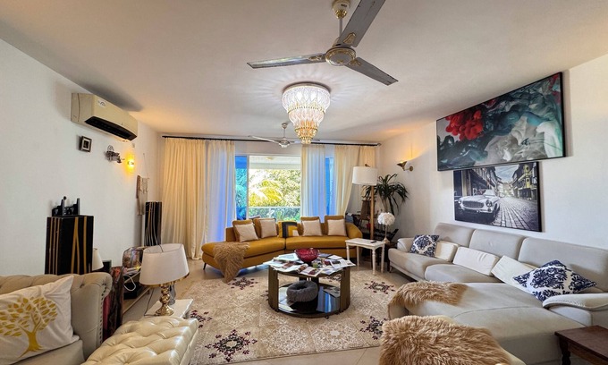 Mombasa Apartment | Cozy 5 bedroom Family Retreat in Nyali