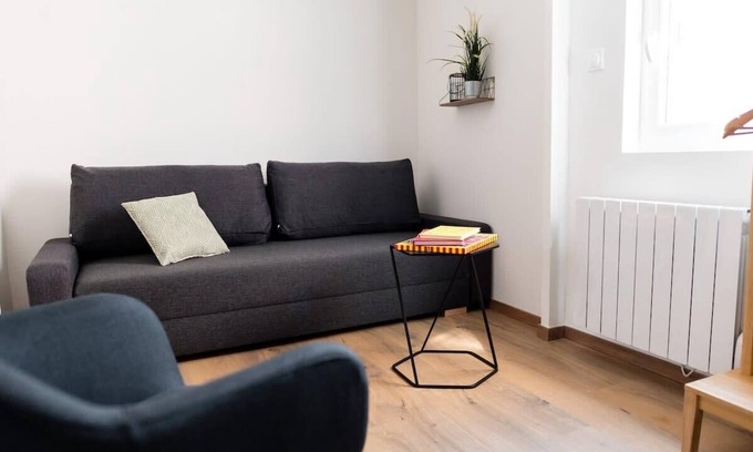 Villette Gare Apartment | Cozy and Elegant Studio – Bellecombe District, Lyon 6th