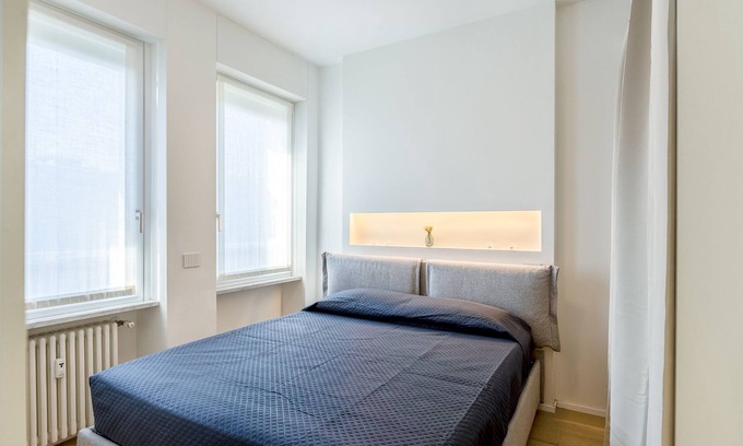 Porta Genova Apartment | Cozy and Elegant Two-Room Apartment in the Heart of the City