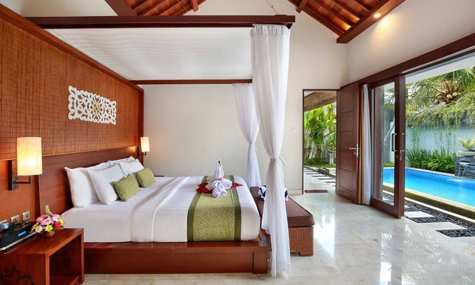 By Pass Ngurah Rai Villa | Cozy and Spacious One Bedroom Deluxe Villa in Jimbaran with a private pool