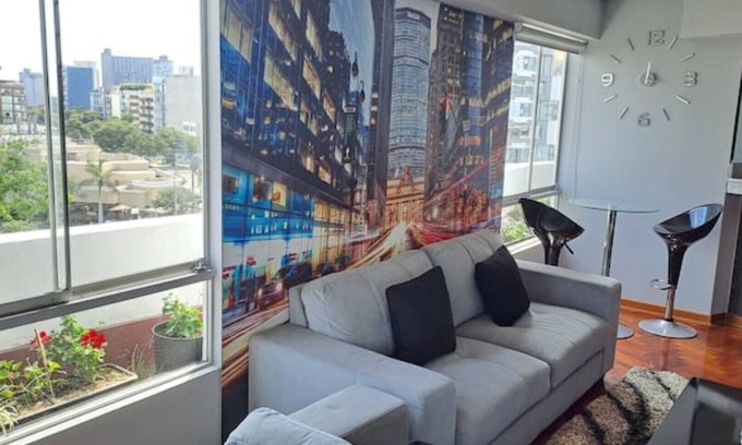 Leuro Apartment | Cozy Apartment, Fully Connected!