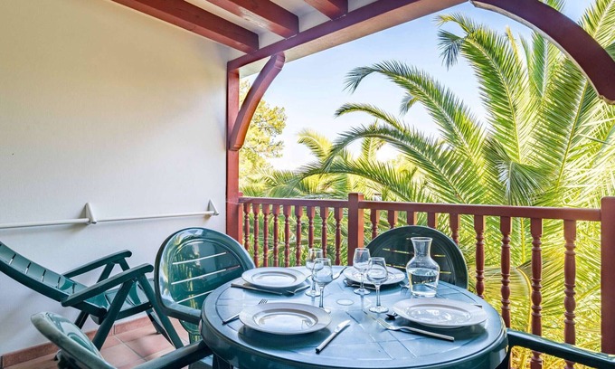 Ciboure Apartment | Cozy Apartment in Ciboure with Pool, Balcony, and Golf Nearby