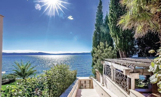 Selce Apartment | Cozy apartment in Crikvenica with WiFi
