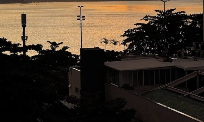 Icarai Apartment | Cozy apartment in Icaraí, incredible side view