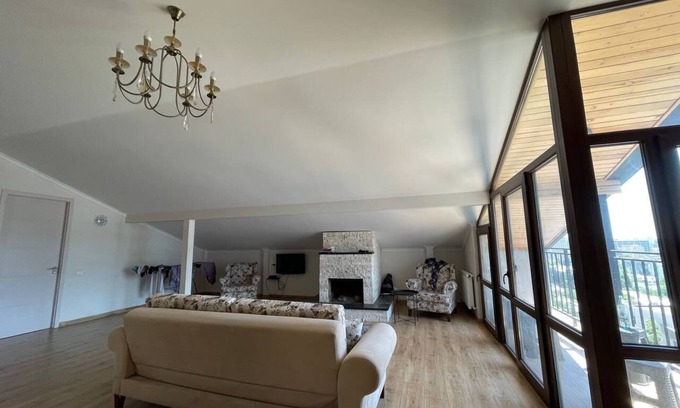 Chugureti Apartment | Cozy apartment in Tbilisi
